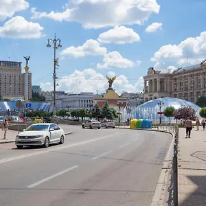 Monotel Maidan Капсульный отель Киев